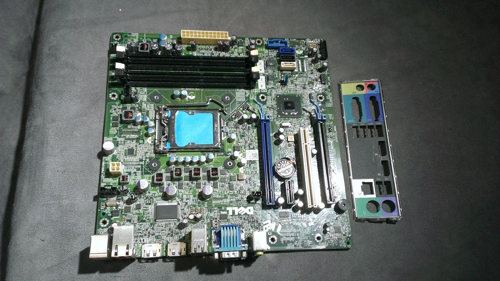 Dell Optiplex 7010 DESKTOP Motherboard Systemplatine mit E / A 773